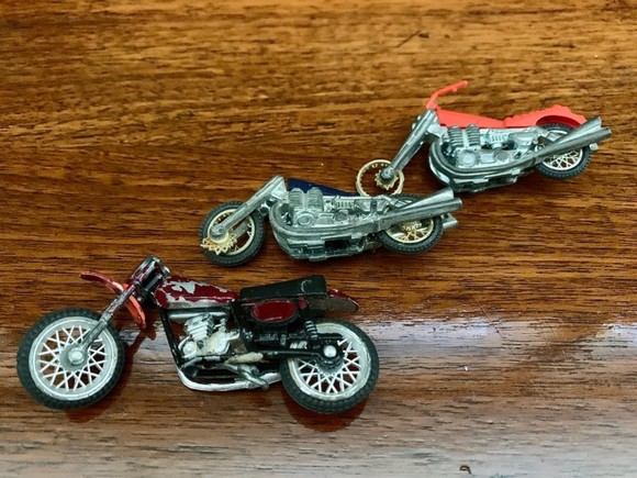 Lot of 3 VTG Motorcycles Made in Hong Kong & Mattel PARTS - Picture 1 of 10